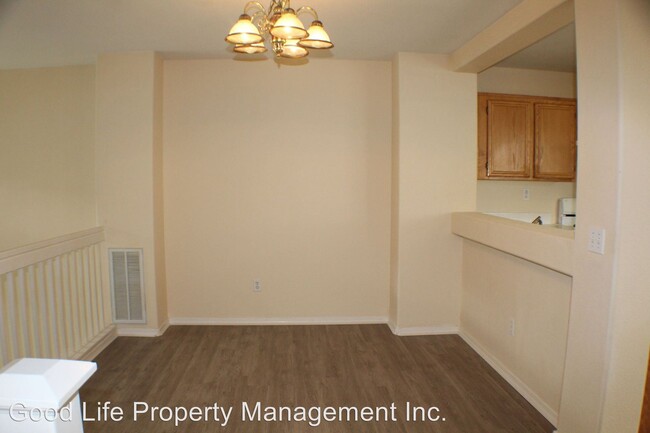Building Photo - 10292 Wateridge Cir
