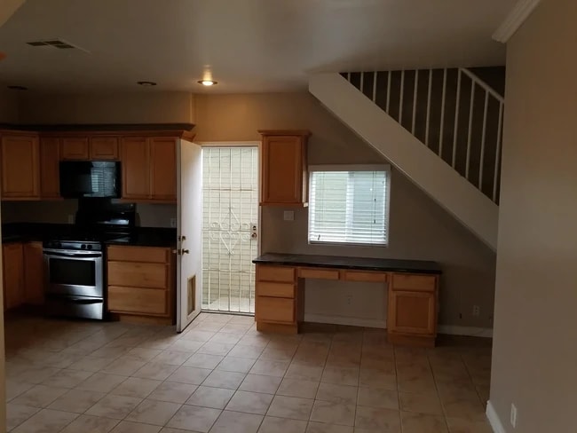 Building Photo - 2628 Landis St