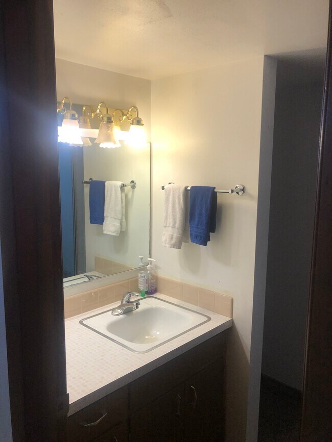Foto del edificio - 1801 Silvercrest Dr