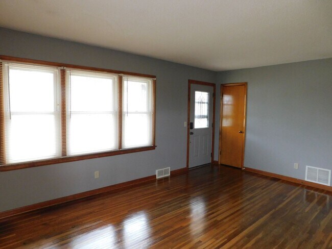 Building Photo - Perfect 2 bedroom/1 bath home in Towanda!