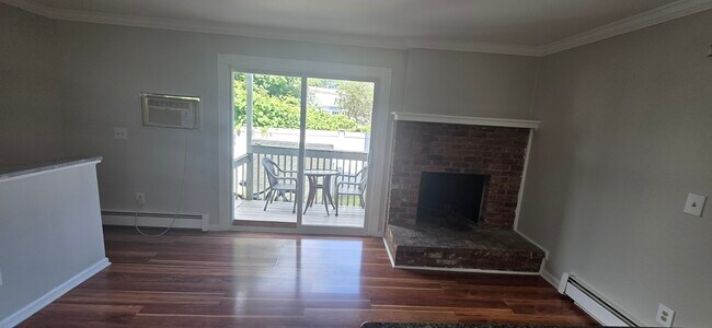 Foto del edificio - 678 Savin Ave