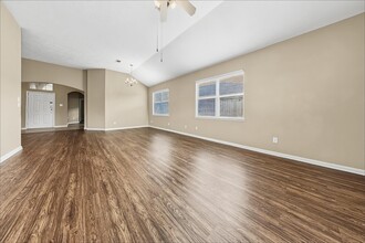 Building Photo - 19223 Anthurium Ct