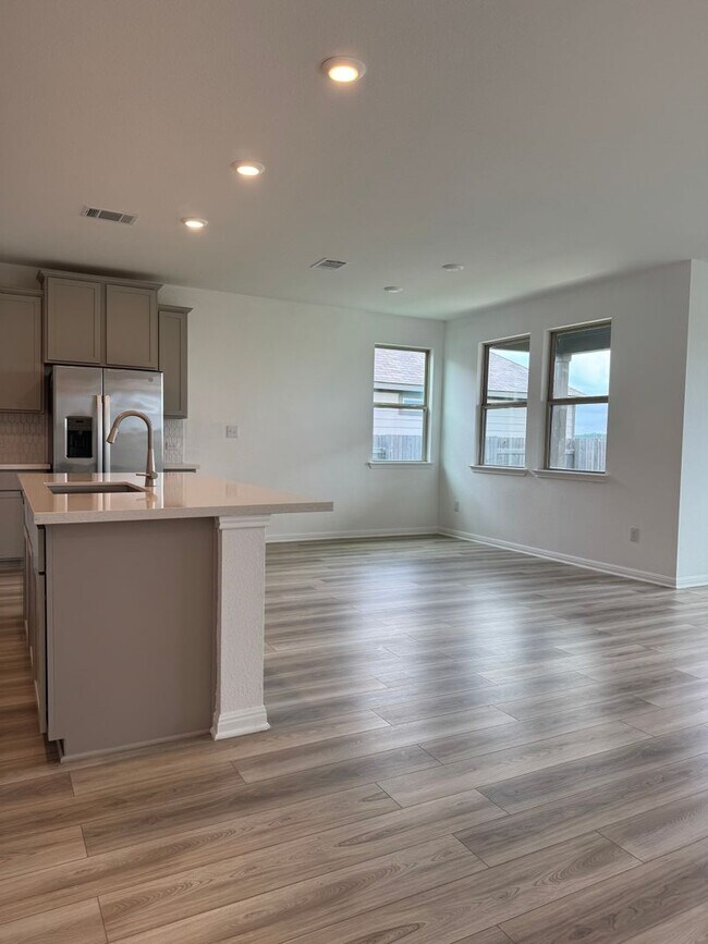 Building Photo - 4 BR/2.5BA | Newly Renovated Single Family Home | 1-Car Covered Parking | Gated backyard