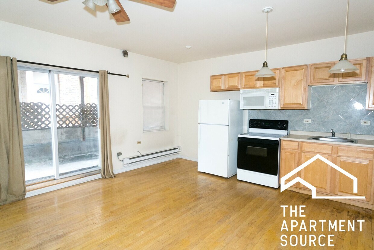 Primary Photo - 4405 N Clark St