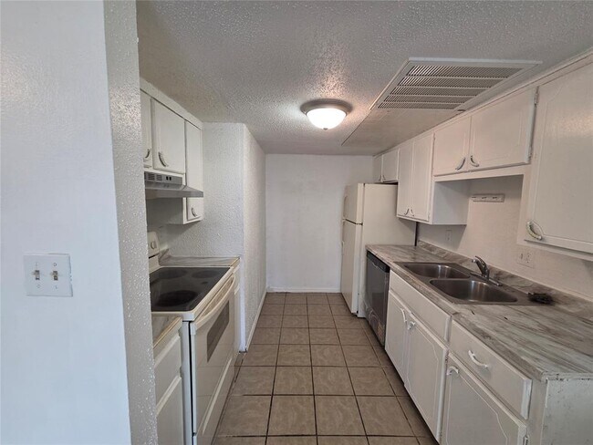 Foto del edificio - 401 SE 12th St