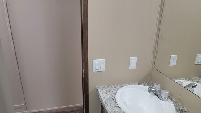 Foto del edificio - 32730 Carolee Cir