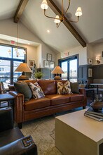 Building Photo - Encore at Reems Creek