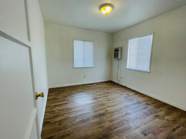 Building Photo - 4217 Abner St