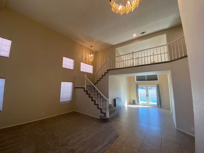 Building Photo - 2640 Ohio Ct