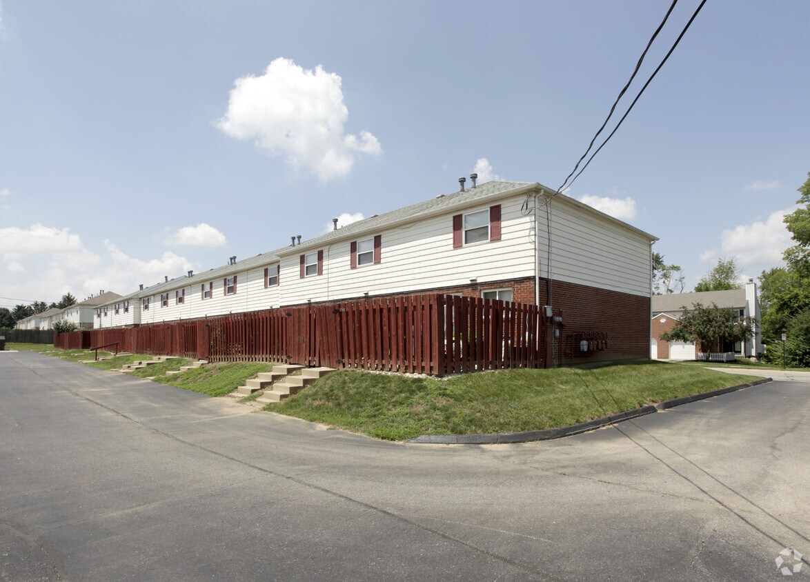 Foto del edificio - 1169-1193 Weybridge Rd