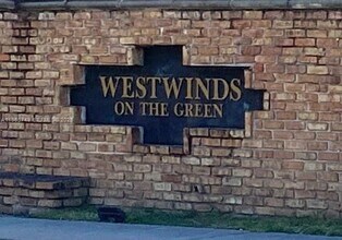 Building Photo - 241 Wimbledon Lakes Dr