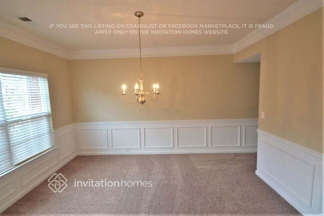 Building Photo - 4968 Locherby Dr