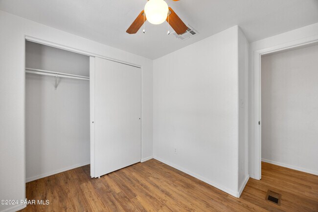 Building Photo - 330 W Rio Trail