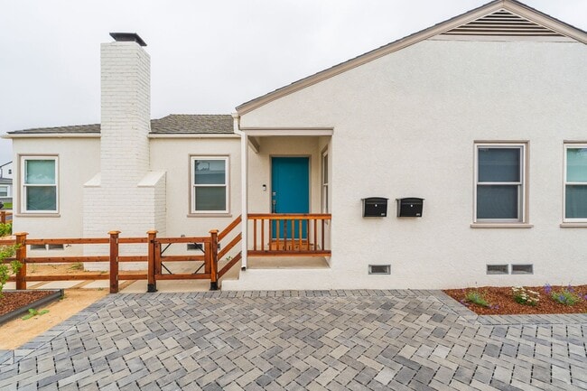 Foto del edificio - Newly Renovated Torrance Home!