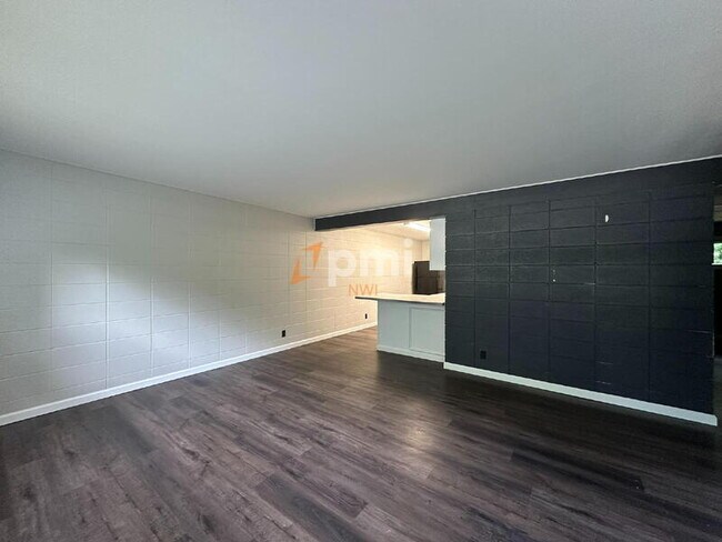 Foto del edificio - 405 Ogden Ave