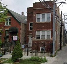 Building Photo - 1540 N Hamlin Ave