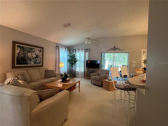 Foto del edificio - 18030 Webster Grove Dr