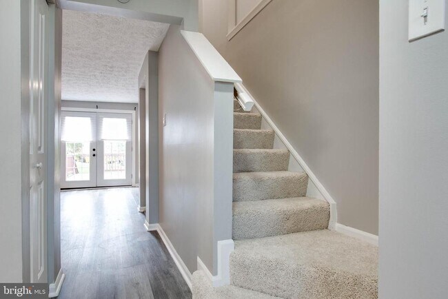 Building Photo - 682 Willowby Run