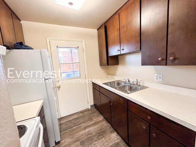 Foto del edificio - 4311 N Chestnut St