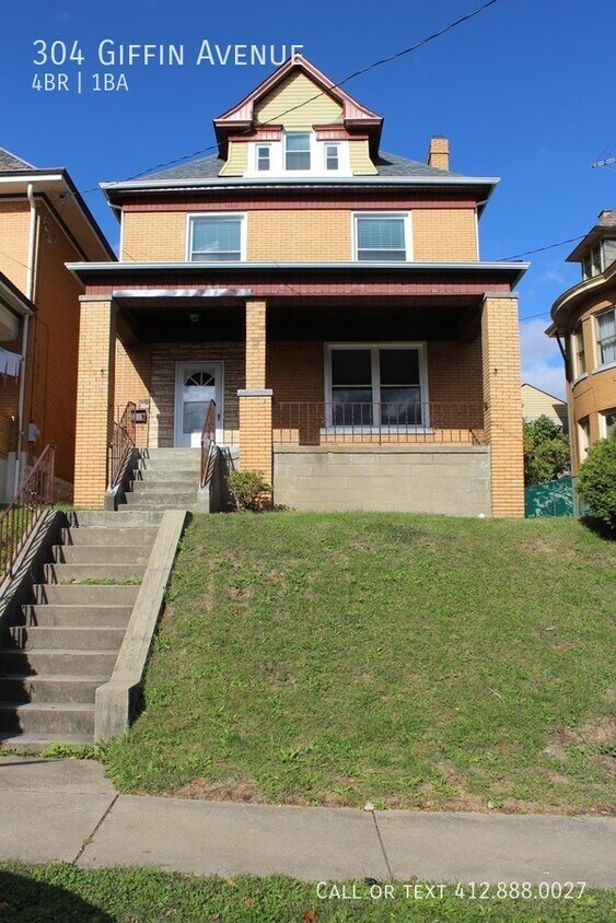Foto principal - 4 Bedroom 1 Bath Newly Renovated!