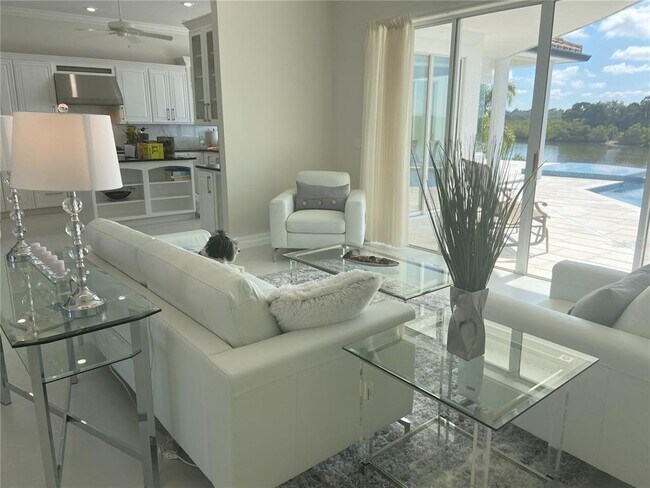 Foto del edificio - 3840 Rudder Way