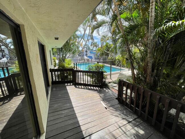 Building Photo - 24 Hendricks Isle