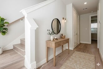 Building Photo - 2948 Alice St