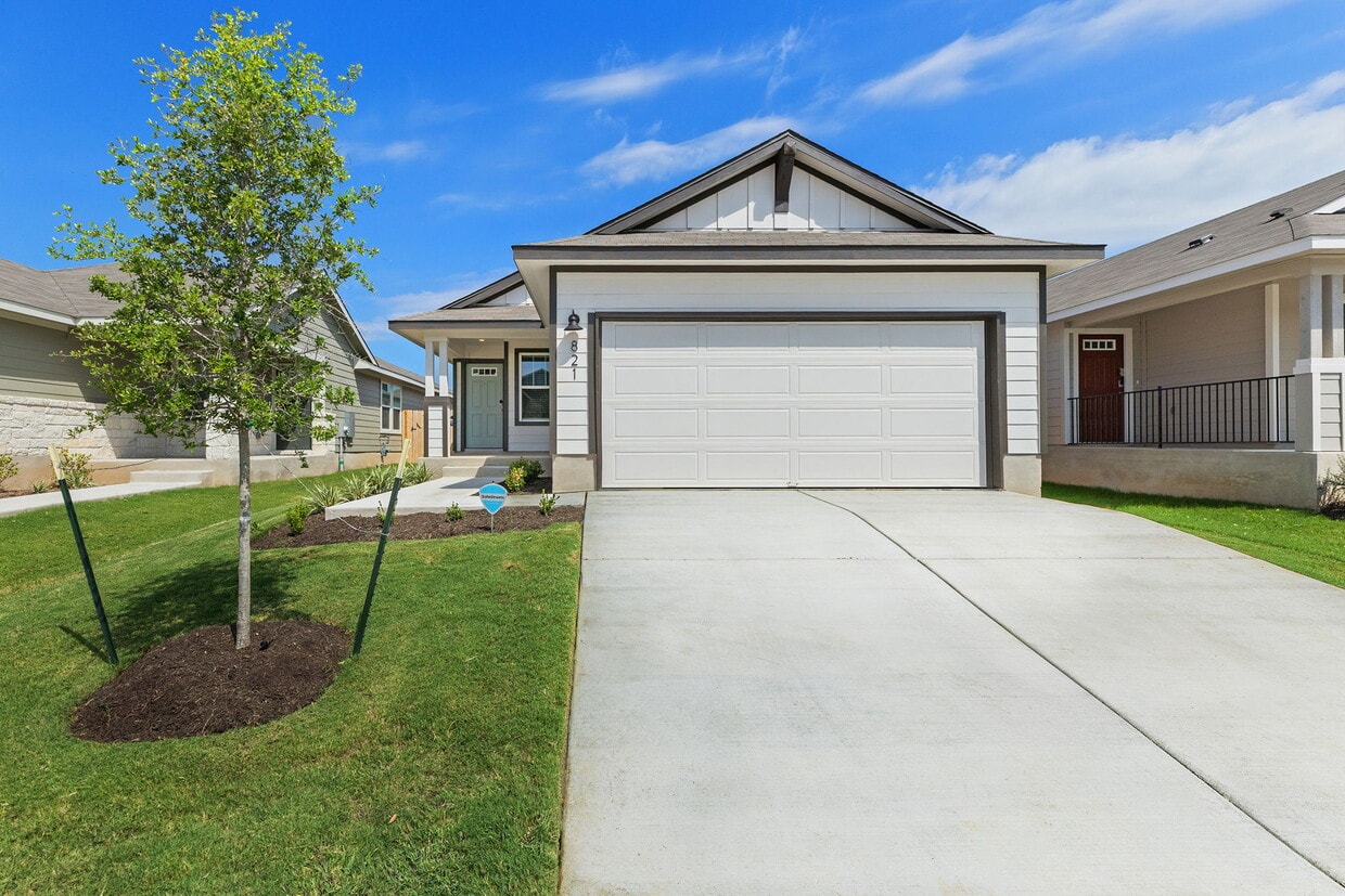 Foto principal - 821 Sun Grove Trl