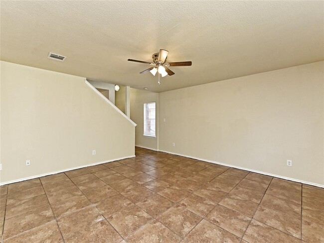 Foto del edificio - 15224 Katie's Corner Ln