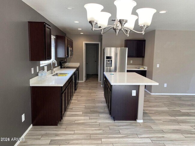Foto del edificio - 15791 W Caribbean Ln