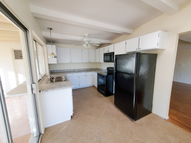 Foto del edificio - 9210 E 38th St