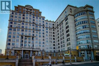 Building Photo - 135 James St S