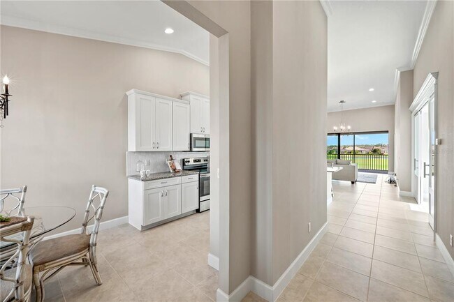 Building Photo - 13609 Messina Loop