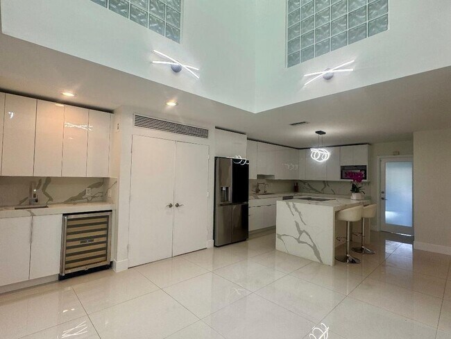 Building Photo - 1127 Boca Cove Ln