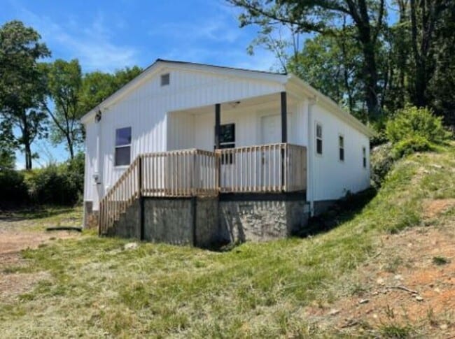 Building Photo - 1609 Virginia Ave