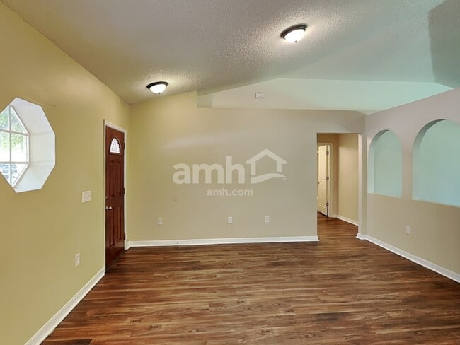 Building Photo - 1228 Welch Ridge Terrace