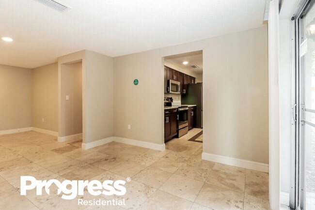 Building Photo - 4102 N Bay Hills Blvd