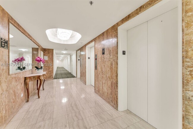 Foto del edificio - 700 Biltmore Ct