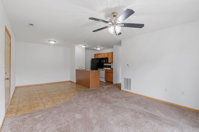 Laurel - 1 Bed / 1 Bath - 665 Sq.Ft. - The Avery Apartment Homes