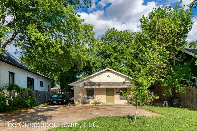 Building Photo - 2 br, 1 bath House - 1508 6th Avenue