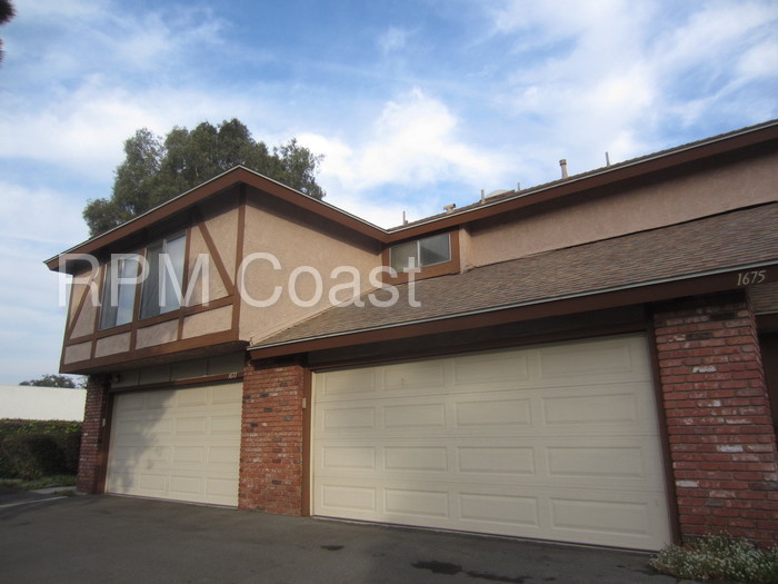 Foto principal - 1677 W Cutter Rd