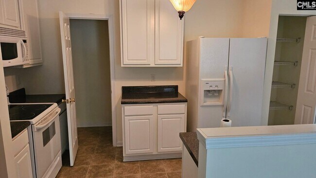 Building Photo - 130 Palmetto Park Cir