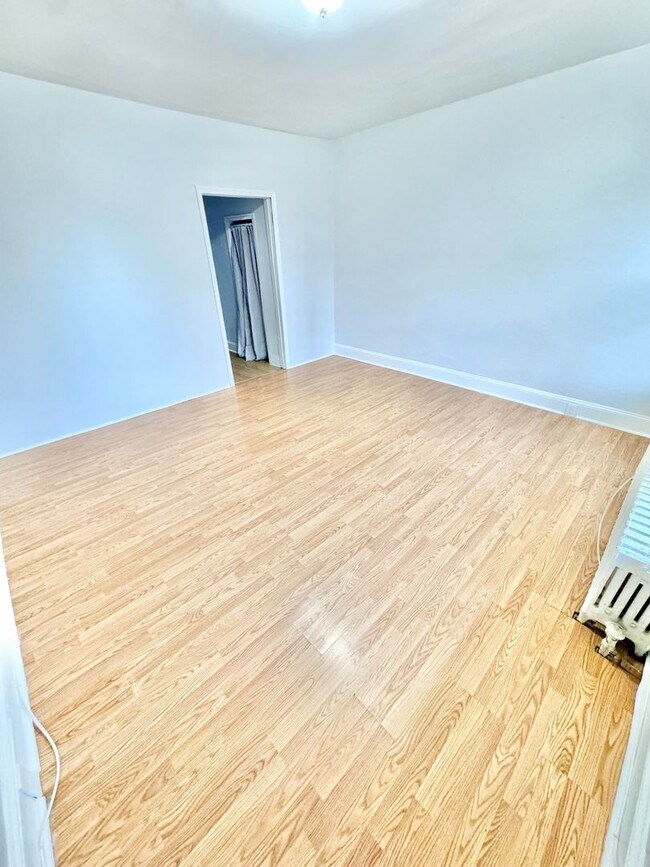 Foto del edificio - 445-447 West Linden Street