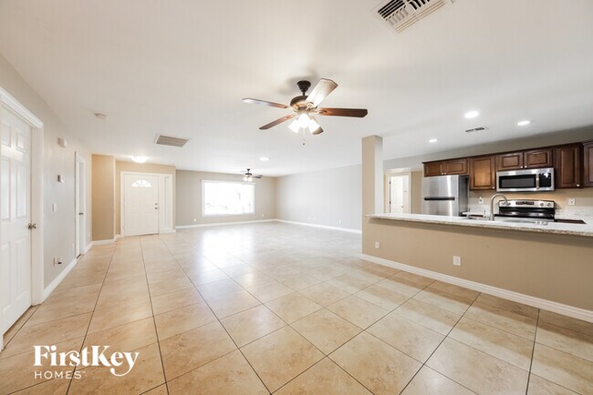 Building Photo - 15240 N 51st Dr