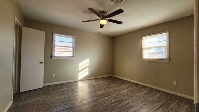 Building Photo - 4429 31st St