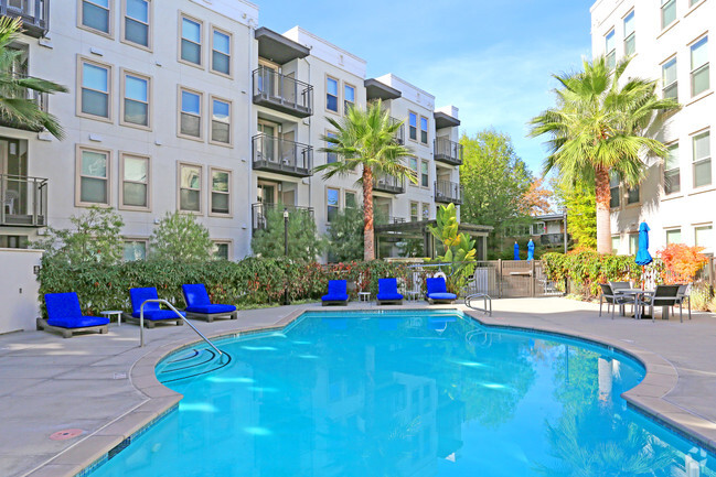 mResidences Redwood City photo'