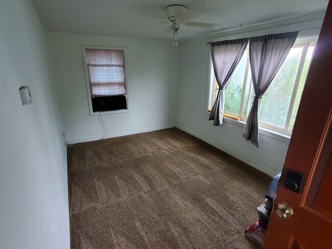 Foto del edificio - 1130 Calvert Ave