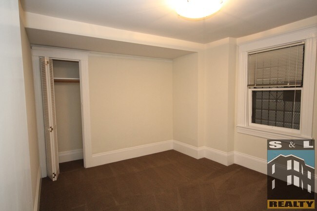 Foto del edificio - 1044 Pine St