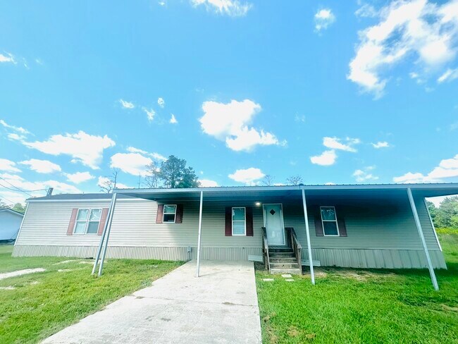 Foto del edificio - 207 Juniper Rd