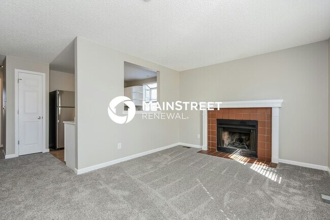 Building Photo - 4 Bedroom Pet-Friendly Home in Aurora, CO with Main Street Renewal